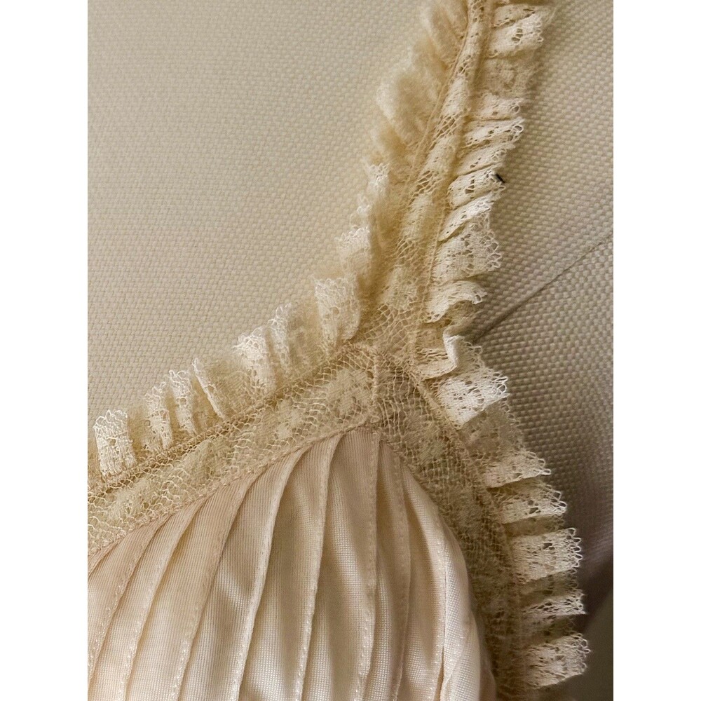 1940s Vanity Fair Bridal Nightgown Pink Lace Pintuck Lingerie Size 34 - Picture 5 of 11